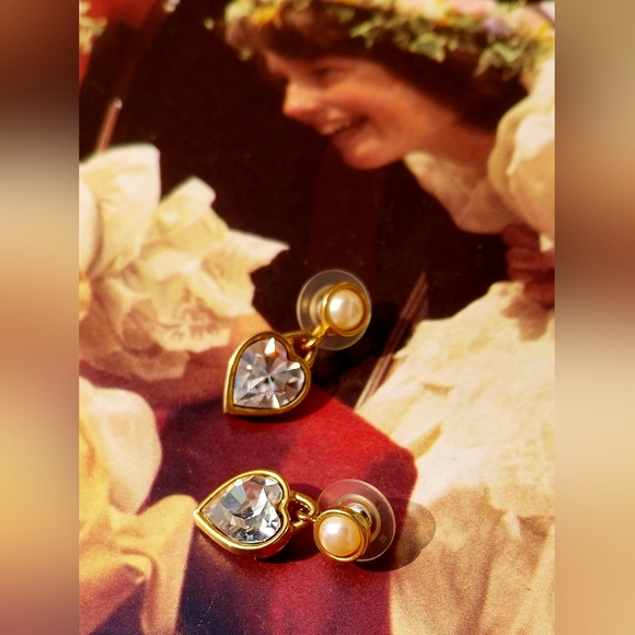 Richelieu Gold & Silver Heart Earrings - Picture 8 of 10